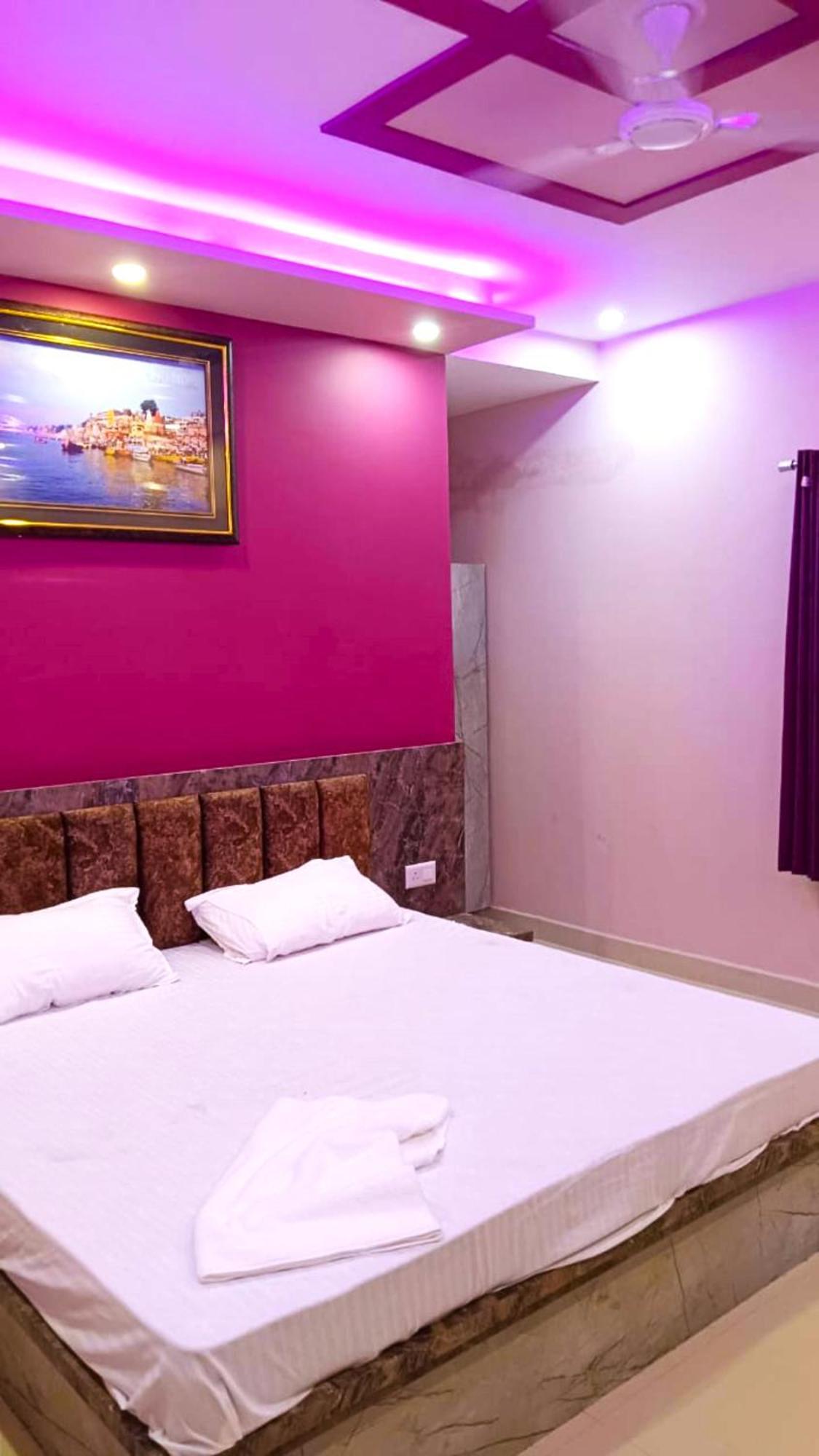 Hotel Kashi Inn Raj Ghat Varanasi Exterior photo