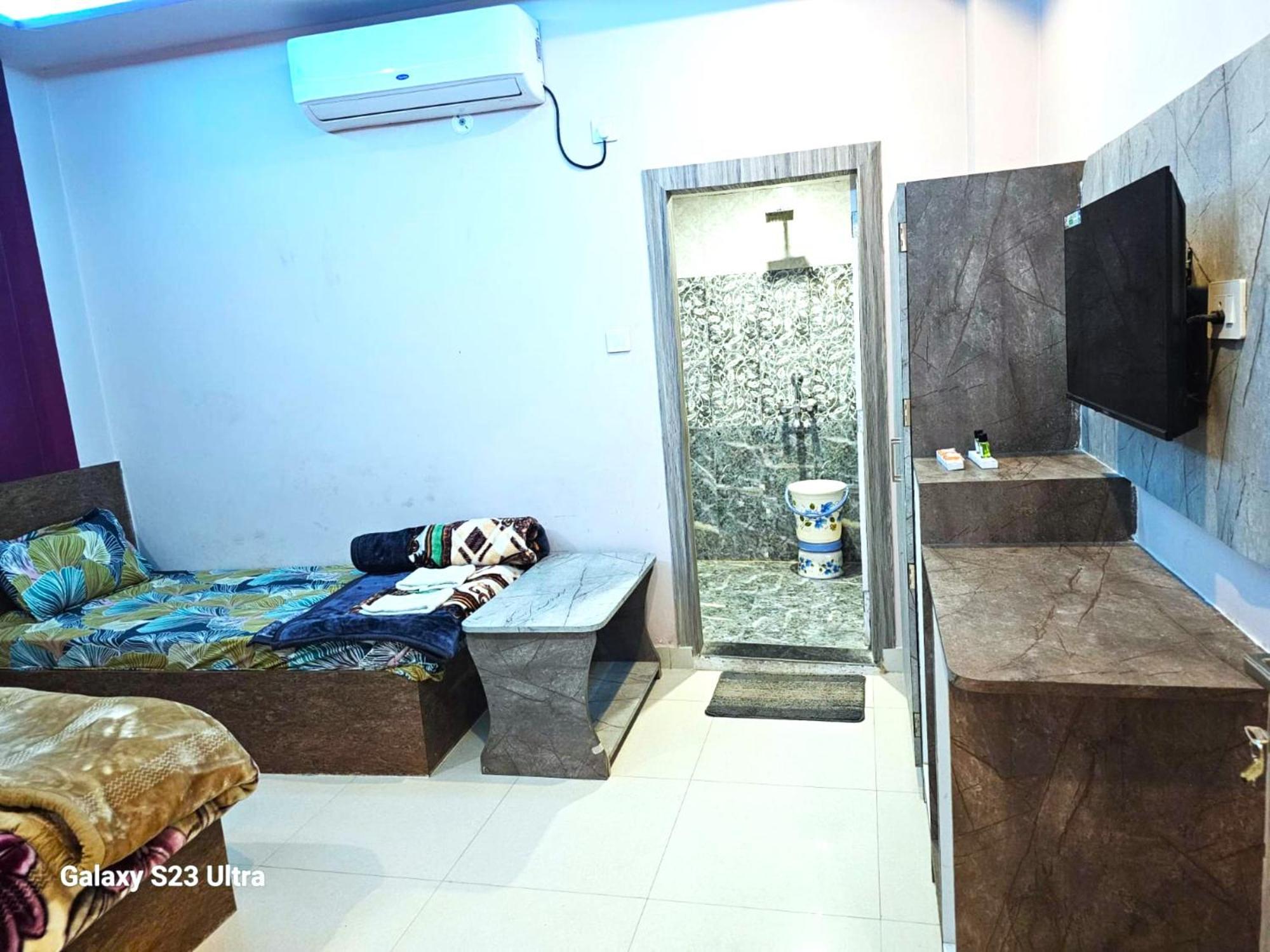 Hotel Kashi Inn Raj Ghat Varanasi Exterior photo