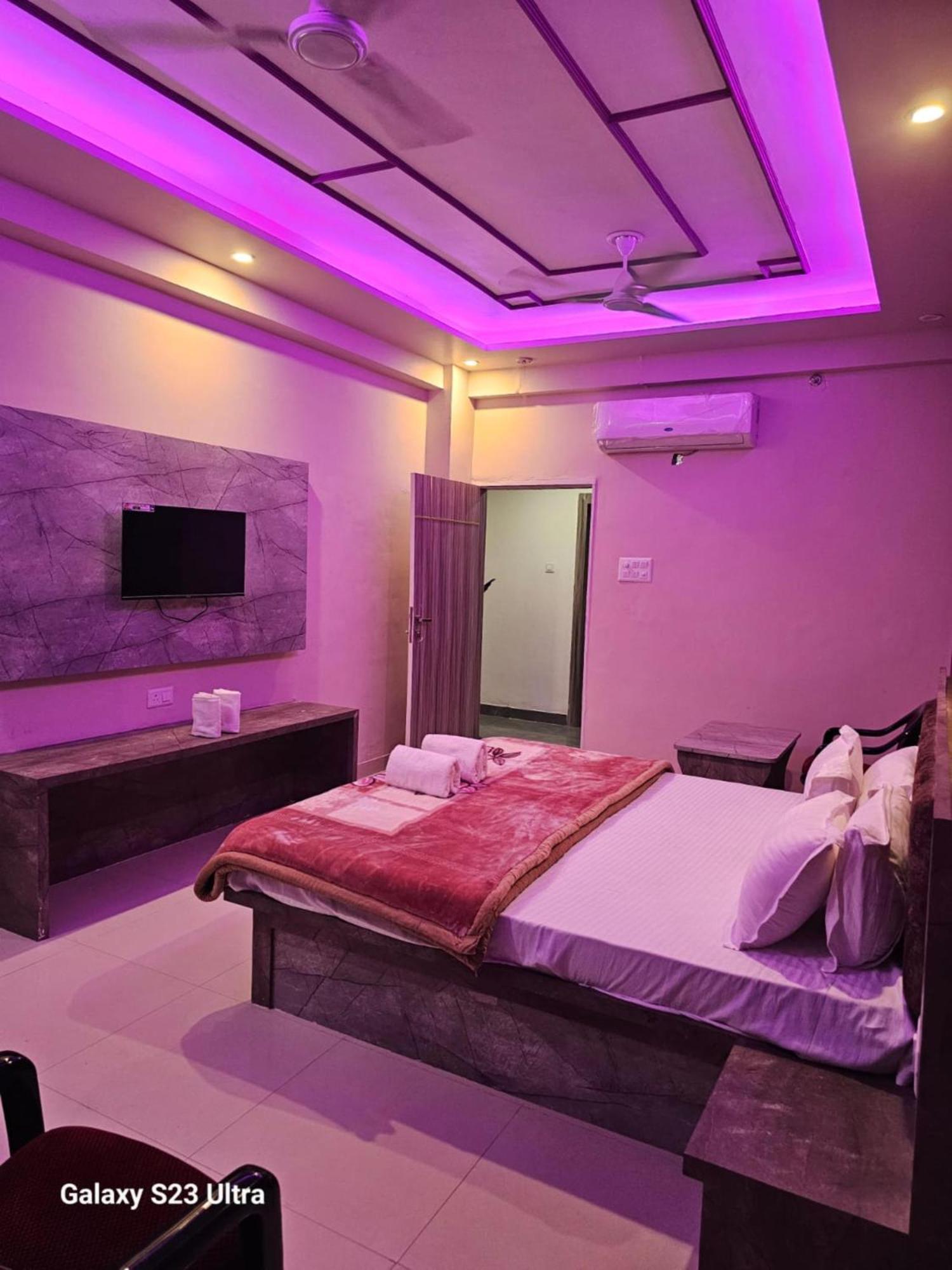 Hotel Kashi Inn Raj Ghat Varanasi Exterior photo
