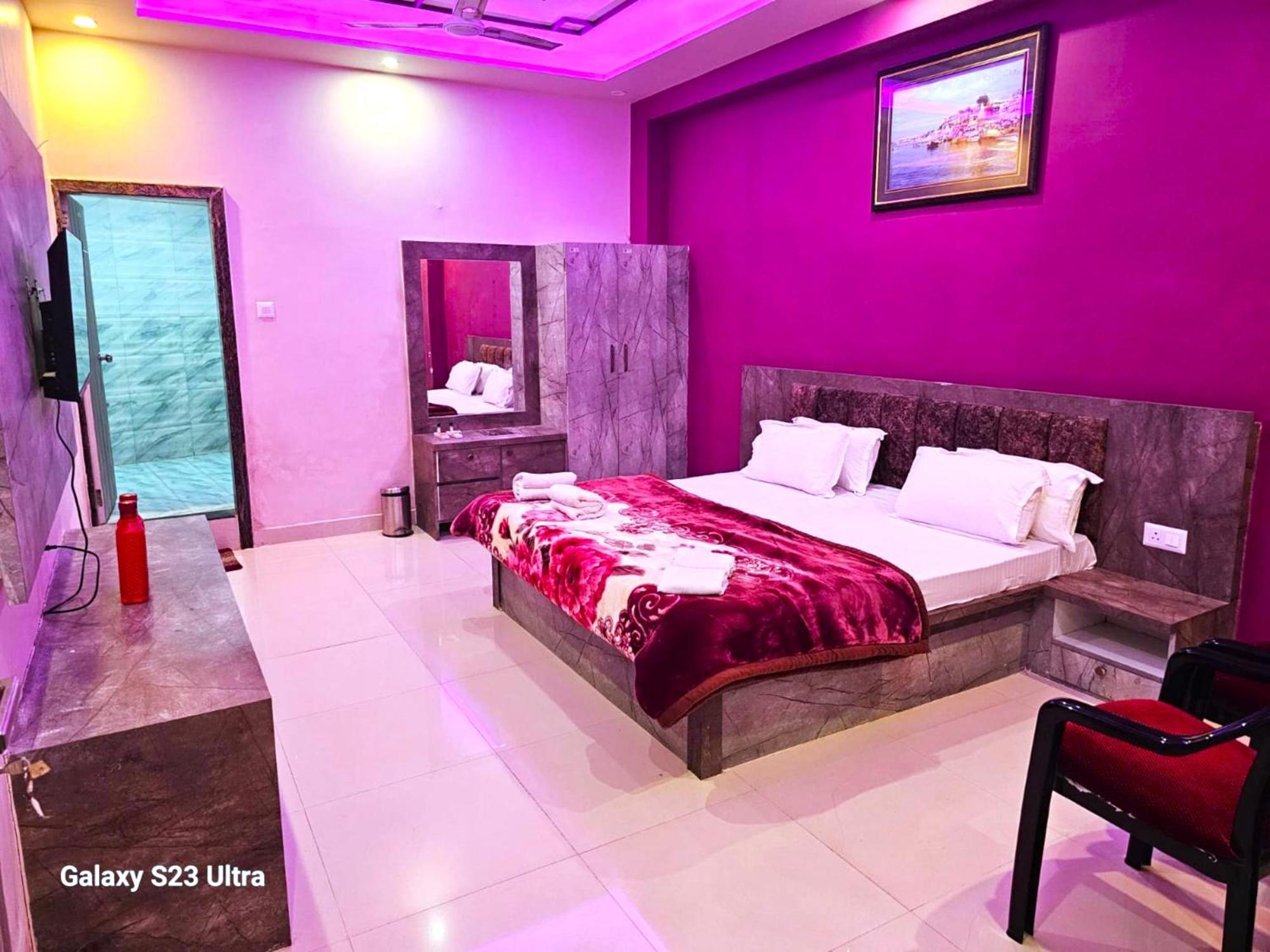 Hotel Kashi Inn Raj Ghat Varanasi Exterior photo